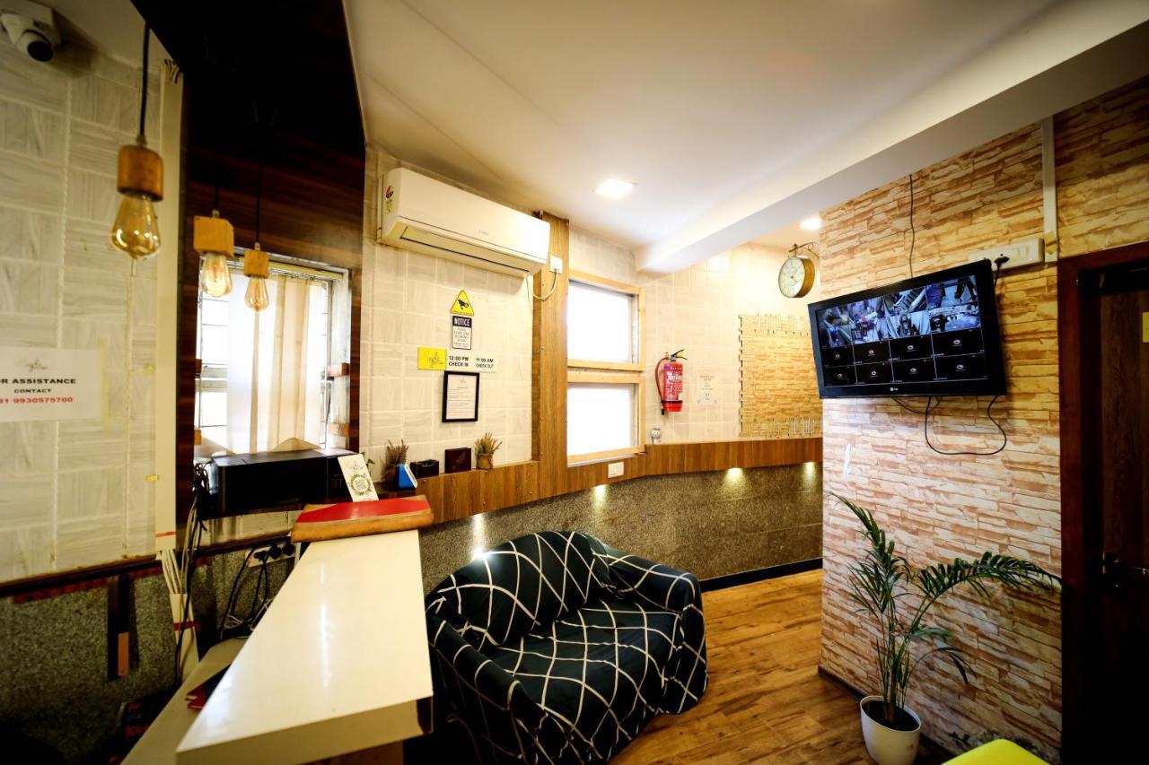 Maple Social Hubz-Hostel 뭄바이 외부 사진