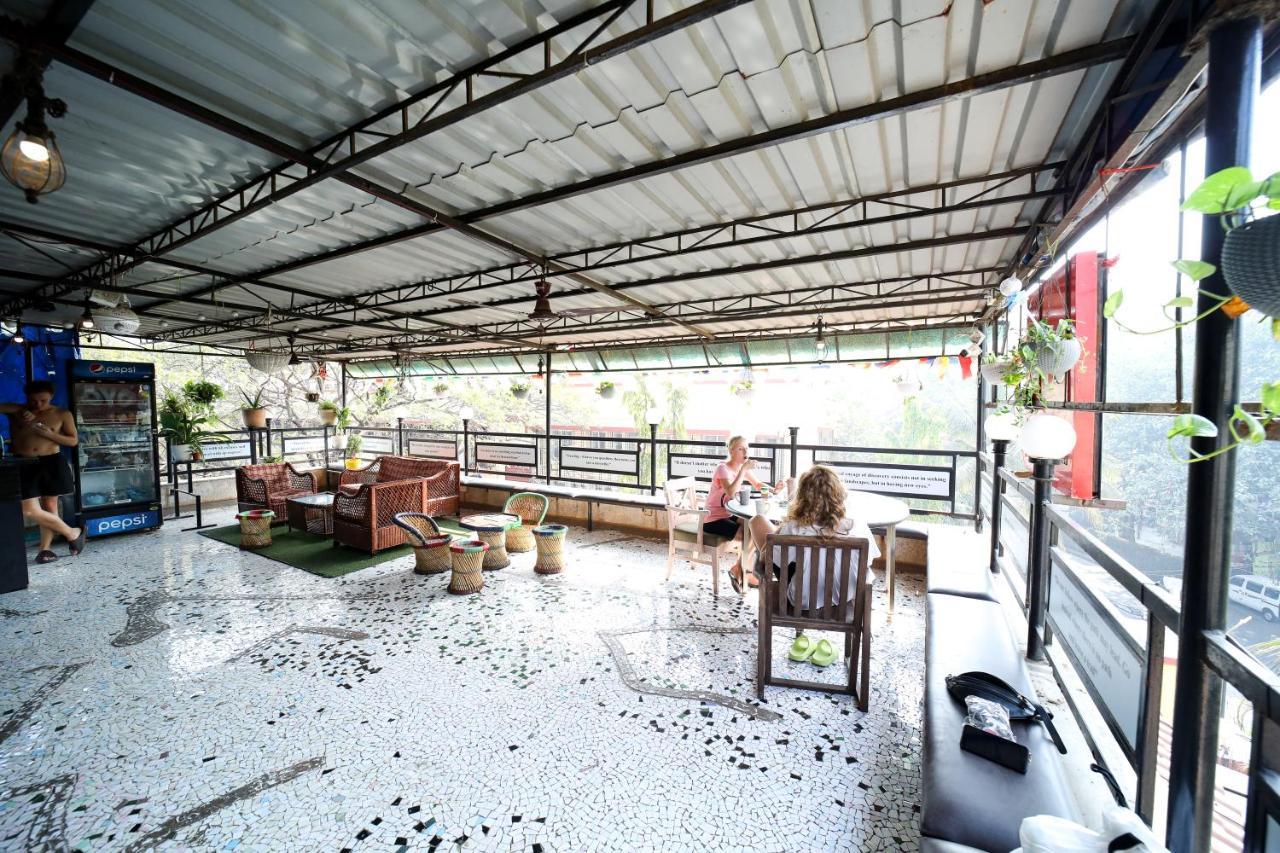 Maple Social Hubz-Hostel 뭄바이 외부 사진